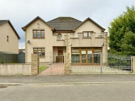14, Station Gate, Netherburn, Larkhall ML9 3FD