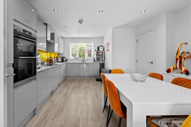 Kitchen Diner