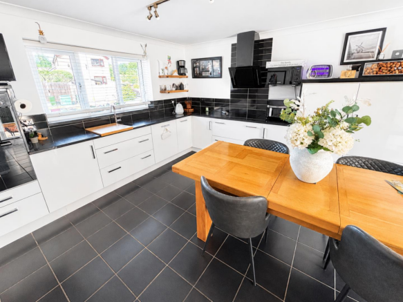 sheerwater kitchen 1.png