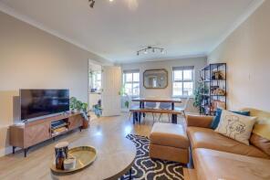 Flat 6, 54, Lullingstone Lane, Lewisham, London SE13 6UH