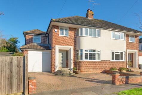 Oaklands Way, Hildenborough, TN11