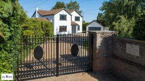 363, Sharpenhoe Road, Bedford MK45 4SH