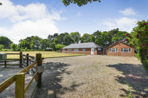 The Orchard, Upper Bolney Road, Harpsden, Henley-on-thames RG9 4AQ