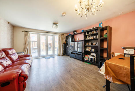 Miles Road, Mitcham, CR4