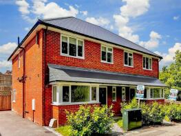 2, Maple Gardens, Old London Road, Washington RH20 3RJ