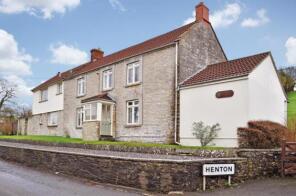 Walnut House, Wells Road, Henton, Wells BA5 1PD