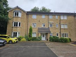 Flat 14, 15a Kings Court, Kings Mill Lane, Huddersfield HD1 3AW