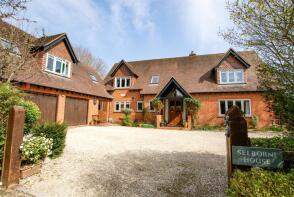 Selbourne House, Chapel Drive, Beech Hill, Reading RG7 2BH