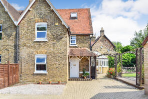 2, Clovelly Cottages, High Wych Lane, High Wych CM21 0JW