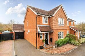 48, Bishopswood, Ashford TN23 3RD