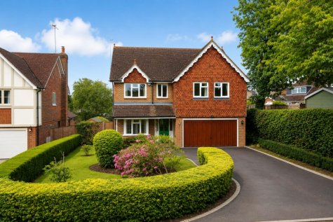 Carew Close, Tilehurst, Reading