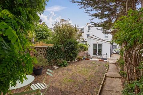 Bayford Road, Littlehampton, West Sussex, BN17