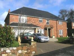 18 Stuart House, Lindridge Park, Teignmouth TQ14 9TF