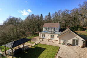 Hound Lodge, High Thicket Road, Dockenfield, Farnham GU10 4HE