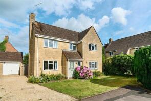 10, Bouverie Park, Chippenham SN14 6EE