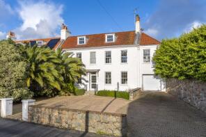 Brayestone, Brayes Lane, Rockland St Peter, Rocklands NR17 1UD