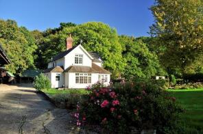 Penn Cottage, Penn Common Road, Lyndhurst SO43 7JL
