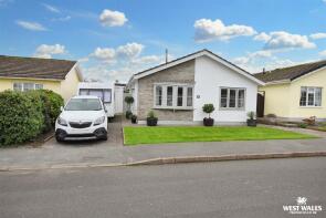 16, St Nicholas Crescent, Penally, Tenby SA70 7PF
