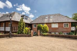 2, White Court, Kings Ride, Polegate BN26 5XP