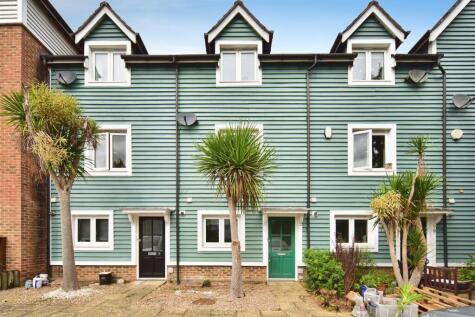 The Lakes, Larkfield, Aylesford