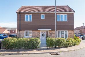 16, The Circle, Ipswich IP6 0FE