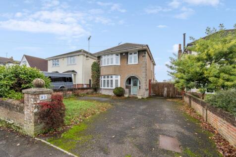 Dorchester Road, Oakdale, BH15