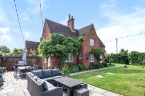 37, Old Water End, Milton Keynes MK17 9EA