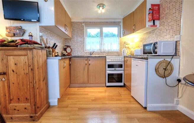 Lounge/Kitchen