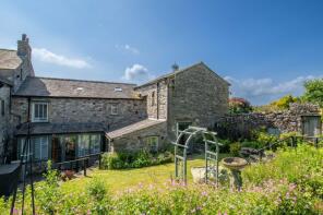Barnsdale, The Green, Austwick LA2 8BB