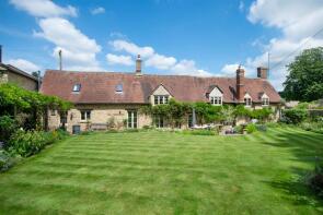 Dores Cottage, High Street, Chipping Norton OX7 3AU