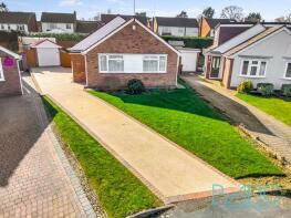 35, Brookside Crescent, Cuffley, Potters Bar EN6 4QW
