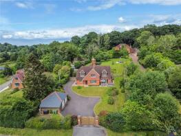 Almora, Dunwood Hill, Romsey SO51 6FD