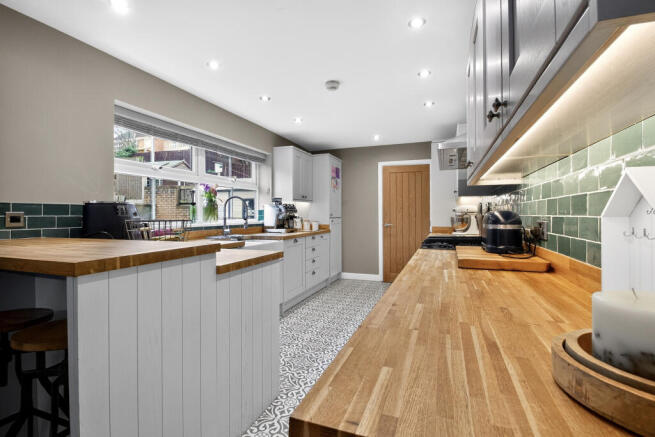 Kitchen/Dining Room