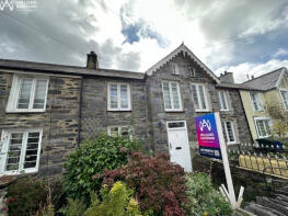 4, Baladeulyn Terrace, B4418 From Nantlle To Prow Llanllyfni No 127, Caernarfon LL54 6BL