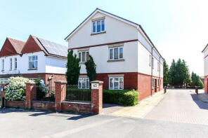 Flat 2, 63, Northampton Road, Wellingborough NN8 3LS