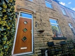 40, Whitegate Road, Newsome, Huddersfield HD4 6NF
