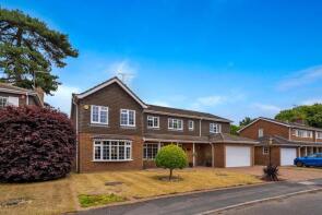 51, Freemans Close, Slough SL2 4ER