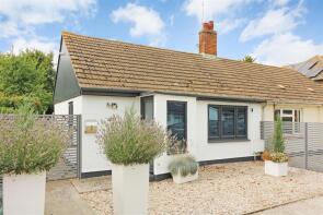 1, Craythorne Cottages, Lower Street, Deal CT14 0JA