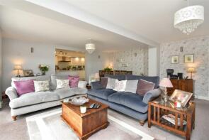 5 The Bringhurst, Hunting Lodge Mews, High Street, Market Harborough LE16 8YN