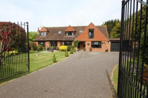 2, Royston Close, Eastbourne BN20 0EY