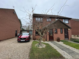 29, Luff Meadow, Ipswich IP6 8DP