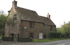 Foxford Cottage, Gillingham Road, Gillingham SP8 5DQ