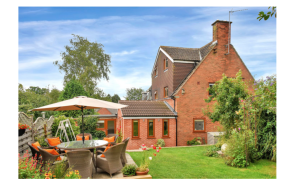 7, Townend, Leicester LE7 9JT