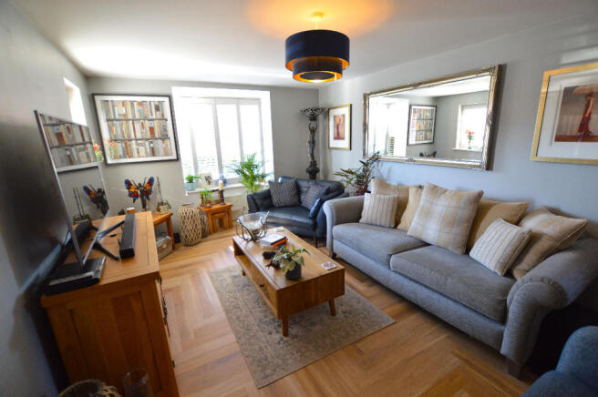 Bay Fronted Lounge