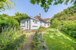 White Lea, Standen Street, Benenden, Cranbrook TN17 4HP