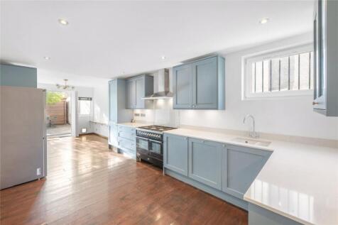 Garratt Lane, Wandsworth, London, SW18
