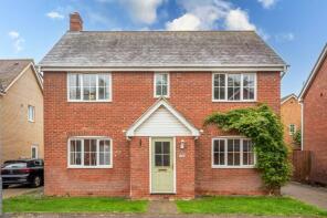 12, Chantry Close, Cambridge CB24 4GJ