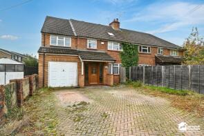 Lyndhurst, Charvil House Road, Reading RG10 9RD