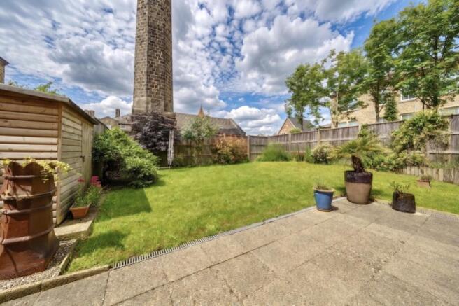 Enclosed garden