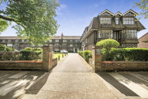 Cambridge Park, Twickenham, TW1